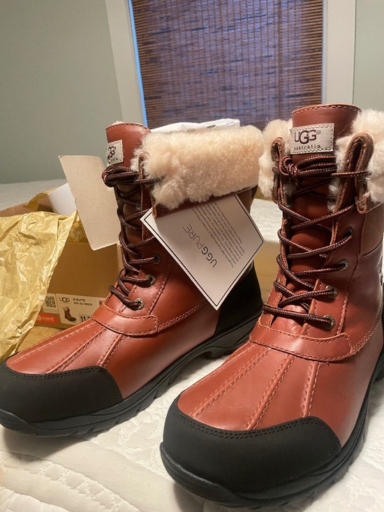 UGG Mens Butte 11.5 New in Box - Picture 1 of 4